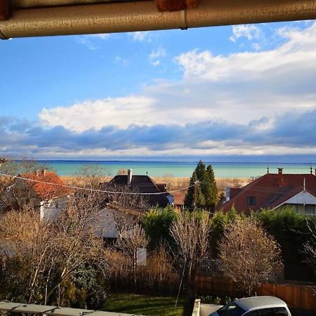 Hello Balaton Apartment Alsoors Luaran gambar